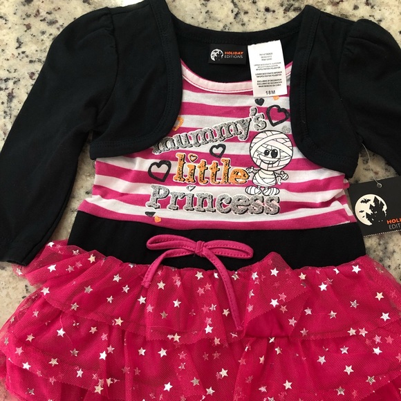 **2/$15**Halloween  bundle - Picture 8 of 8